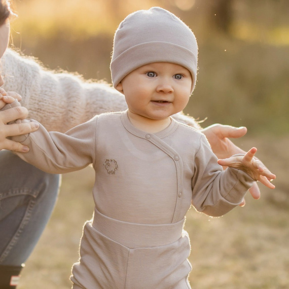 Merino-Body aus Eevi-Merinowolle – Beige