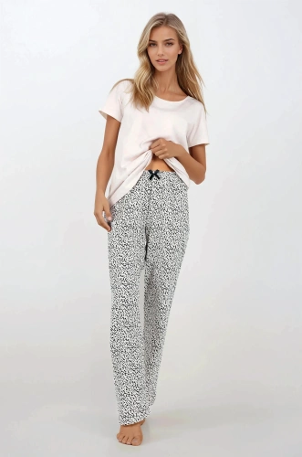 Beigefarbener Damenpyjama von Impressive You Momenti Per Me