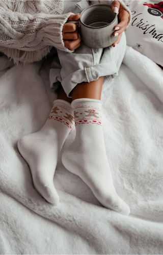 0118-013 Socken Milena Ecru – Weihnachtsfrottee, Baumwolle, warm