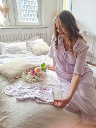 34NA Natalie Marija Nachthemd – 100 % Baumwolle, Umstands- und Stillhemd, mit Rüschen