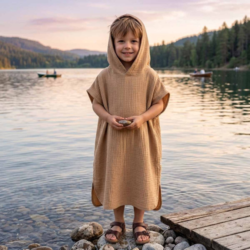 Kinderponcho Nicol 224393 Musselin 100% Baumwolle mit Kapuze - Karamell
