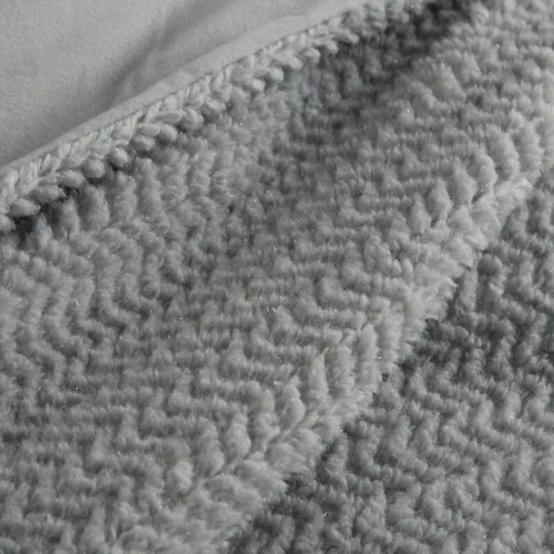 Laris Blanket, Mikrofaser-Tagesdecke, Eurocurtains, Silber