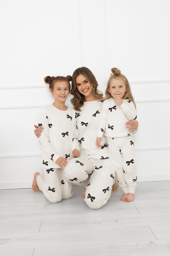 Mädchen-Pyjama Fiocca- ecru, Baumwolle, lange Ärmel und Hose Italienische Mode 