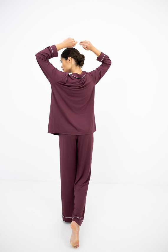 Sensis Vaya Damenpyjama 100% Viskose Dunkelblau mit Blumen und Knöpfen