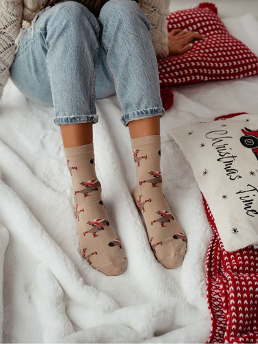 1283.041 Capybara Skating Milena Socken – Damen-Weihnachtssocken, Beige