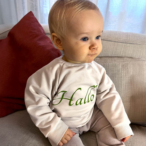 Hello World Eevi Sweatshirt – ecru