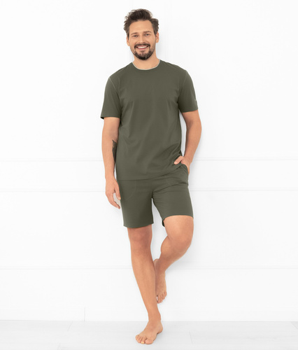 Krystian Italian Fashion Herren Schlafanzug in Oliv - Baumwolle, T-Shirt und kurze Hose