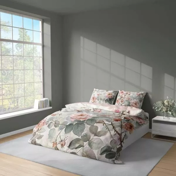 5305 Eine 3D-Mikrofaserbettwäsche mit Aquarellrosen in pudrigen Tönen – Detexpol